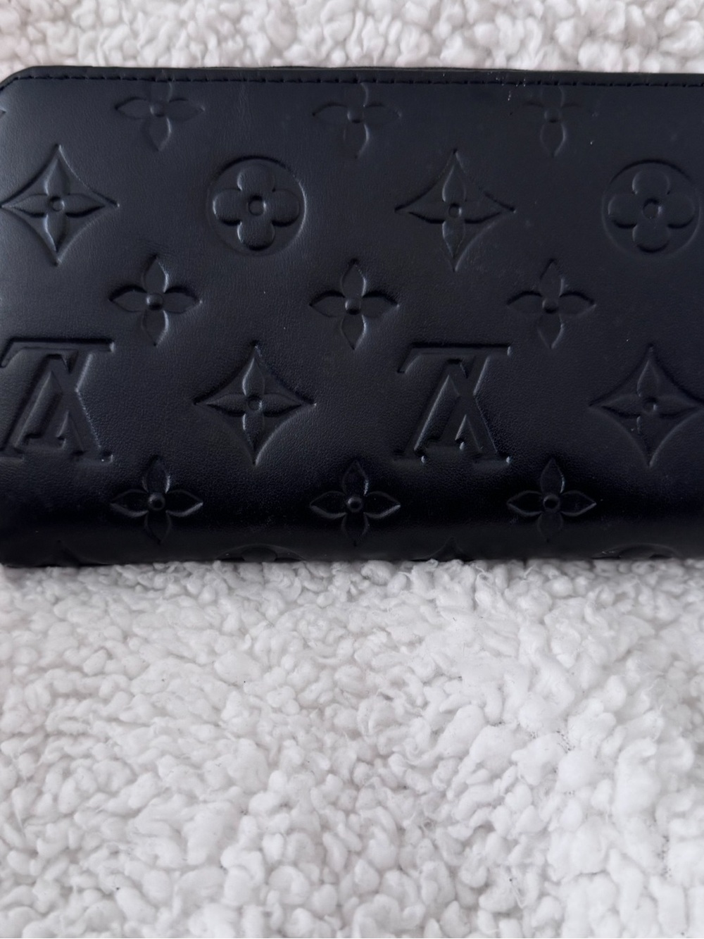 New Designer Wallet - Picture 2 of 7